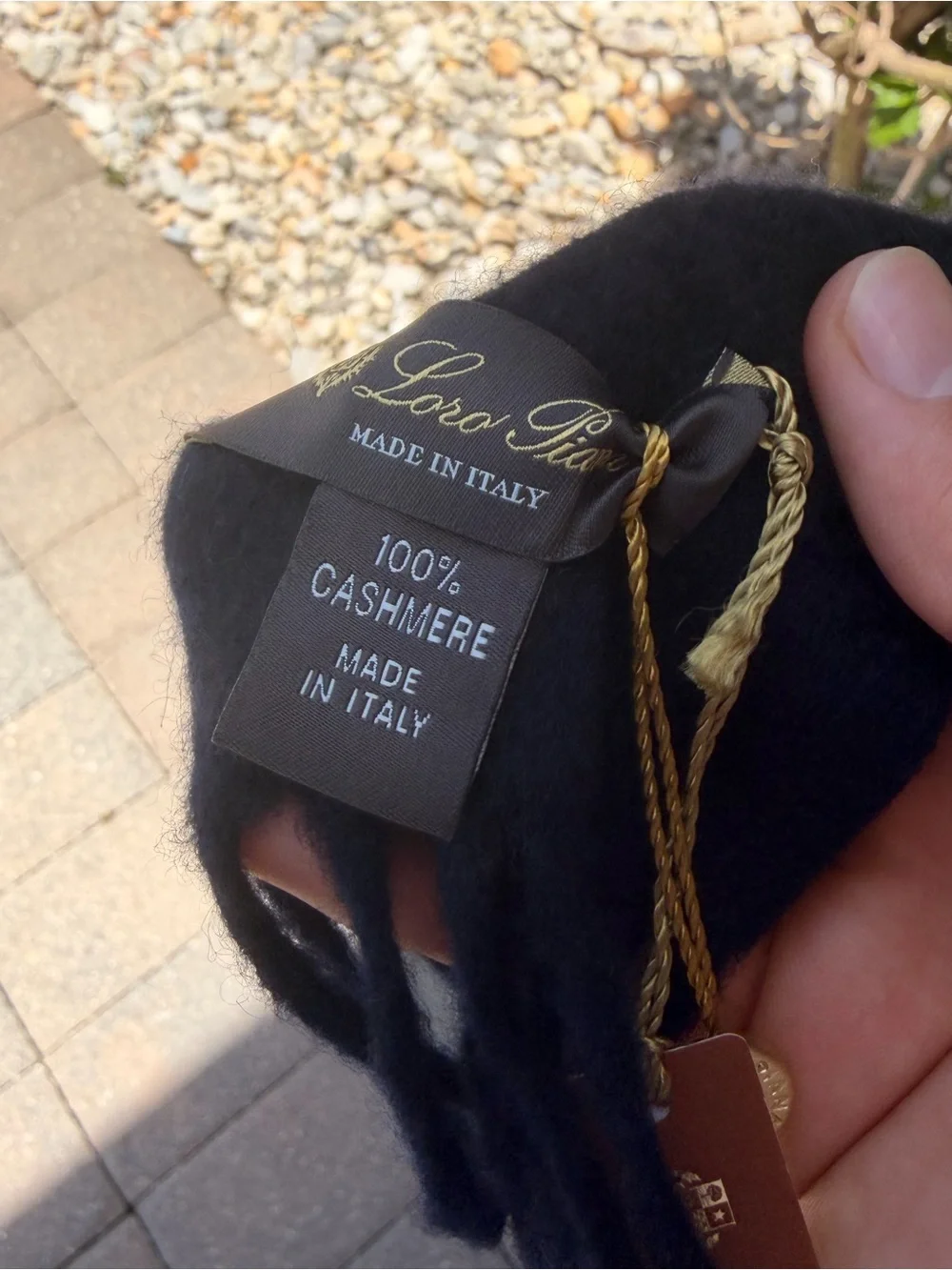 Loro Piana 100% Cashmere Scarf Navy Blue Made in Italy NWT (New With Tags)